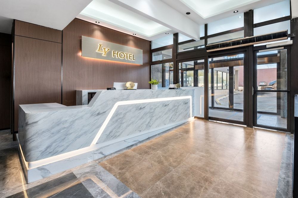 Ly New York Hotel 2