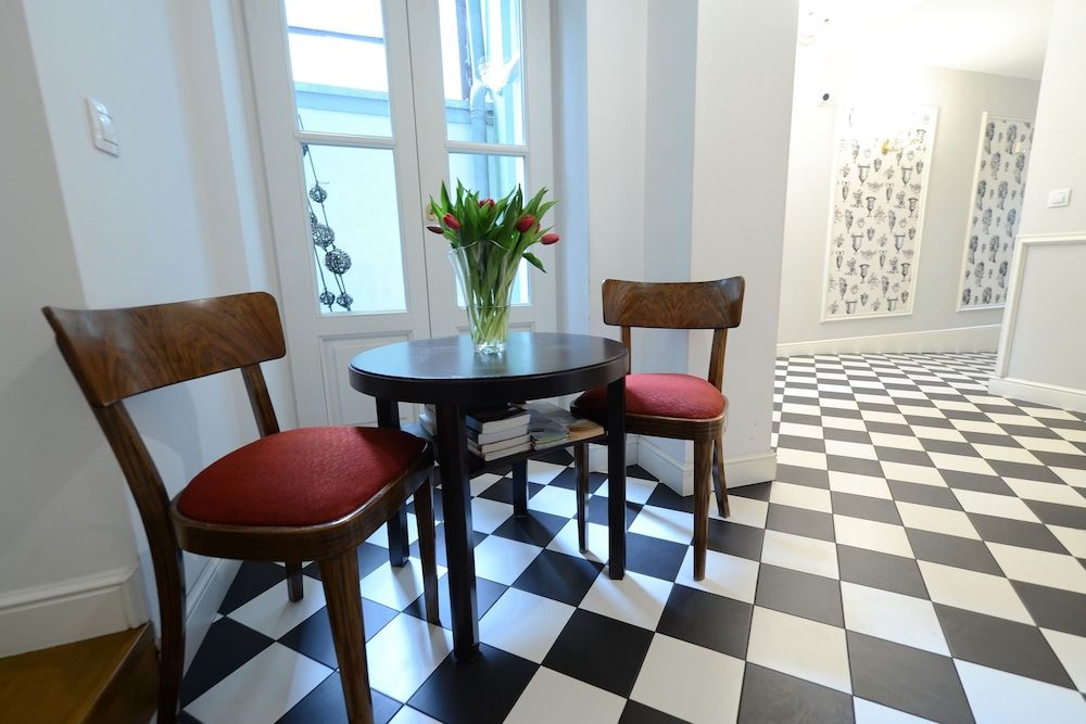 Crystal Suites Chez Helena 2