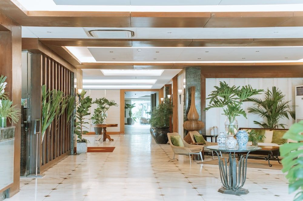 Sugarland Hotel 2