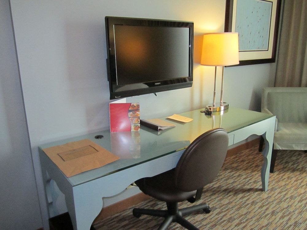 Crowne Plaza LOMBARD DOWNERS GROVE by IHG 2