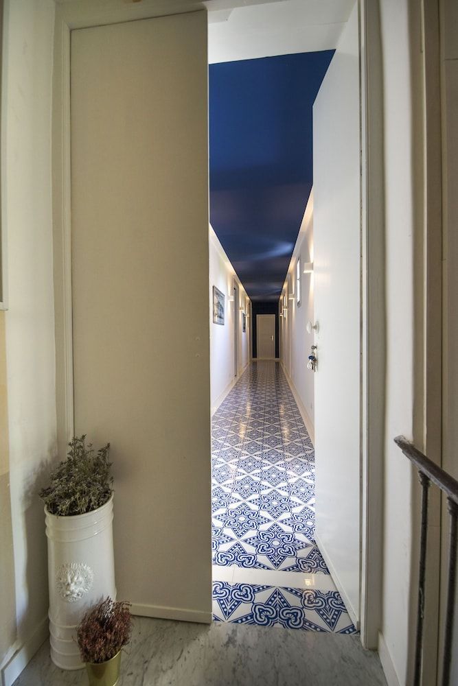 Crudo Home 2
