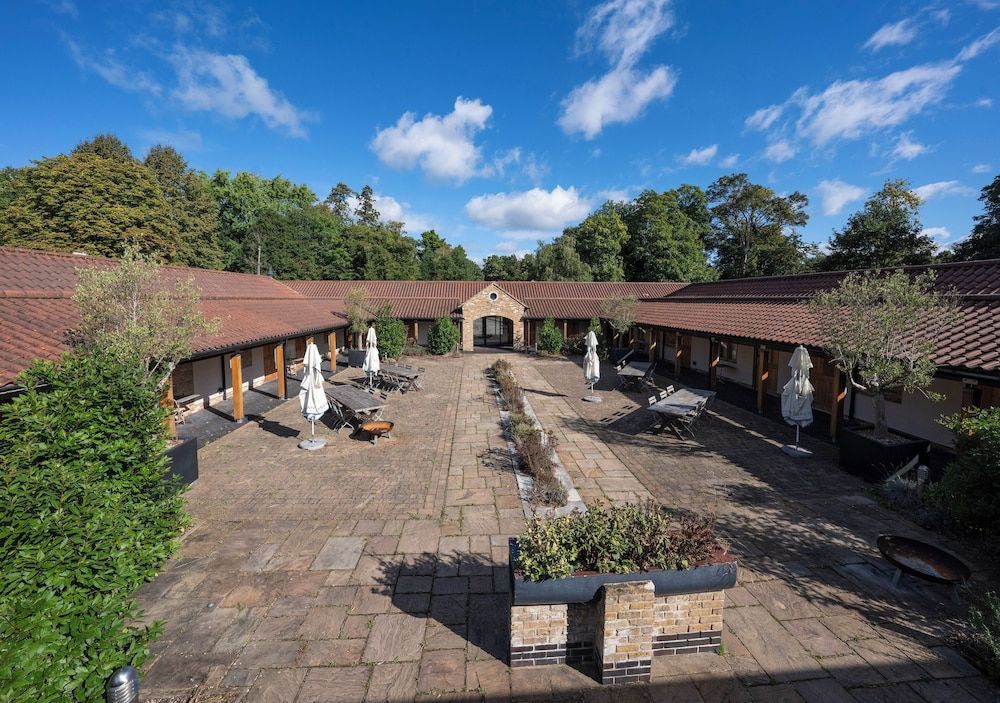 The Ridings at Theobalds Park 1