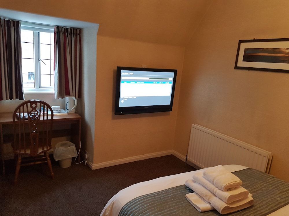 DORSET ARMS HOTEL 2