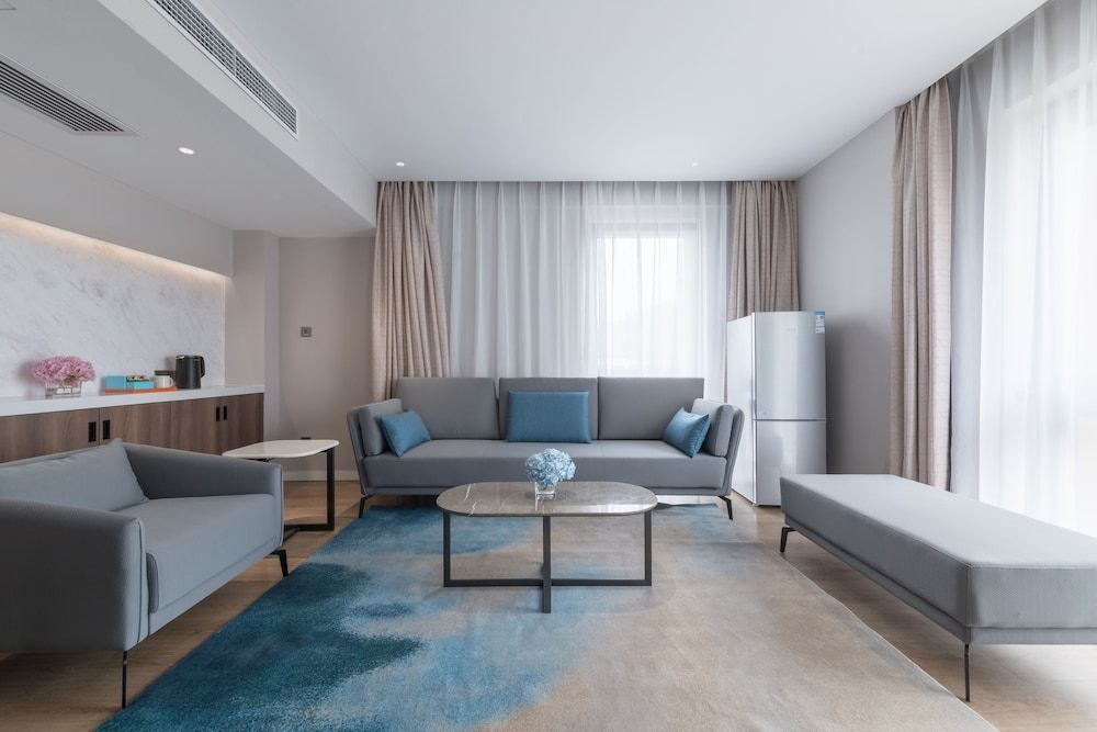 Holiday Inn Express Beijing Shijingshan Lakeview by IHG 2