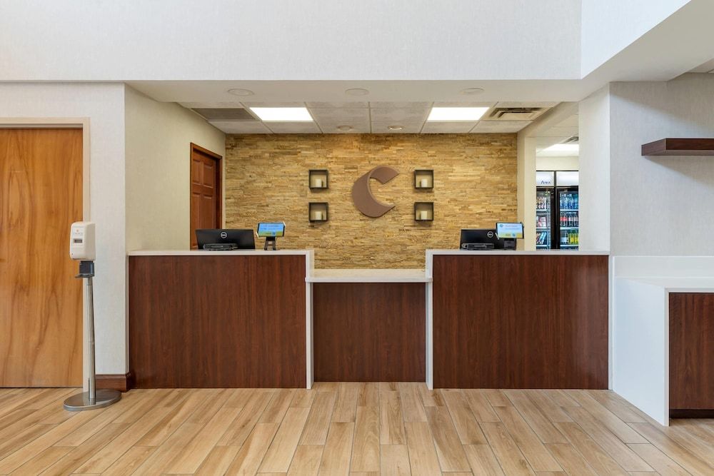 Comfort Inn & Suites LaVale - Cumberland 2