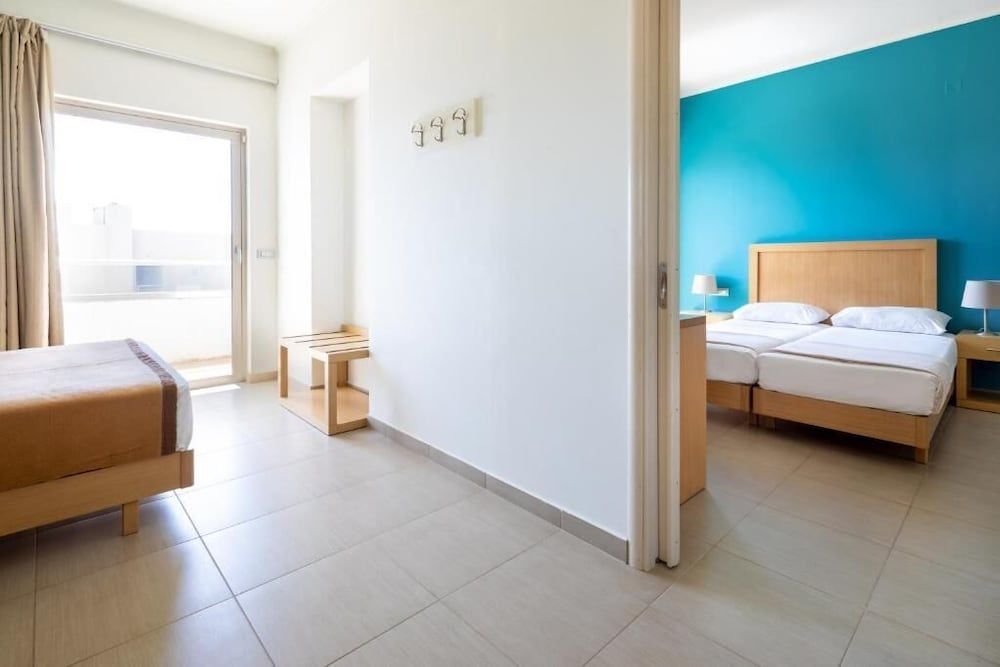 Elena Beach Hotel 2