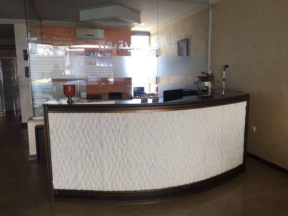 Zaina Plaza Hotel 2