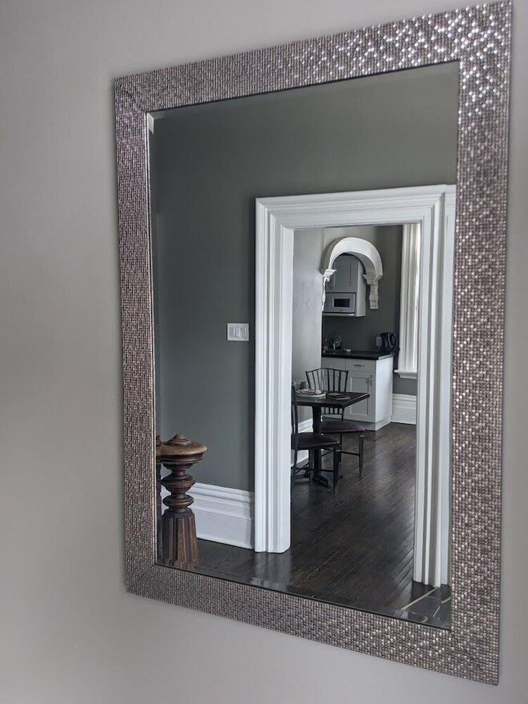 Stratford Suites - 66 Daly Ave 2