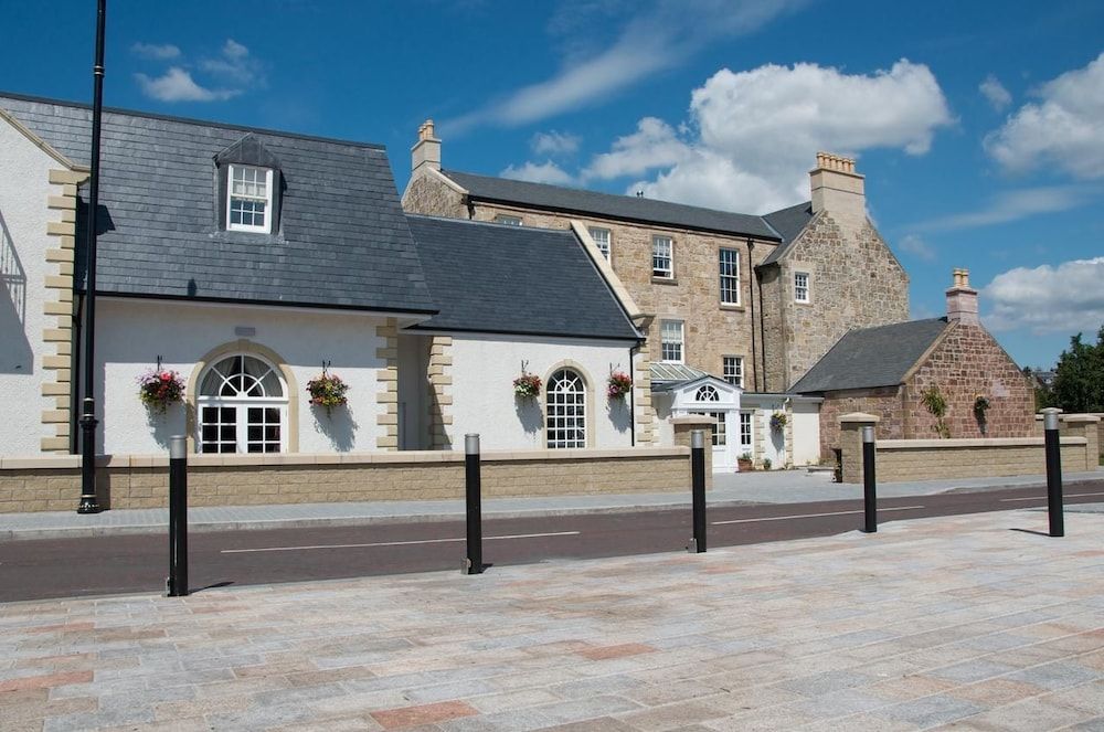 Dumfries Arms Hotel 1