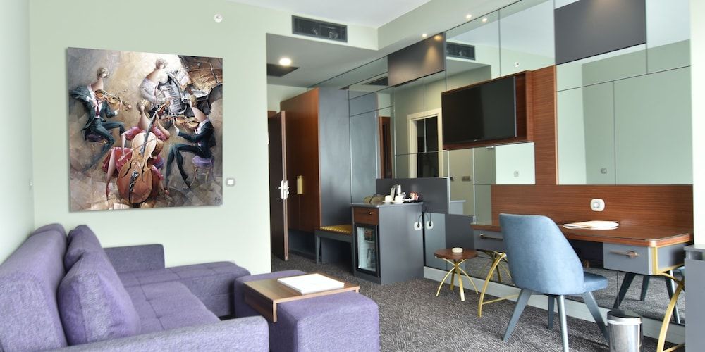 Capella Otel 2