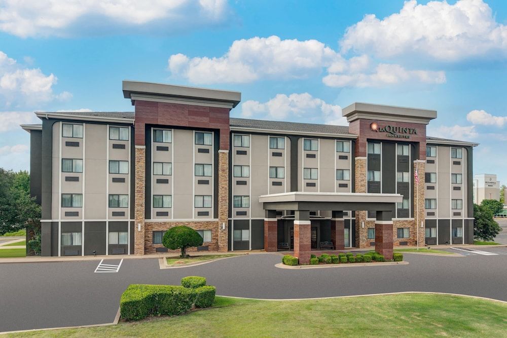 La Quinta by Wyndham Midwest City - Tinker AFB 1