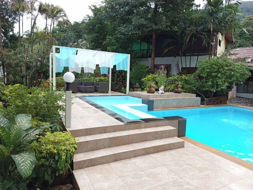 Faye Orchid Garden Resort 1