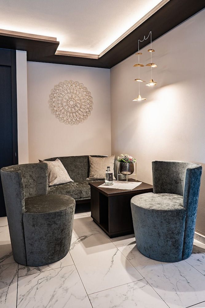 Prunner Luxury Suites - Adults Only 1