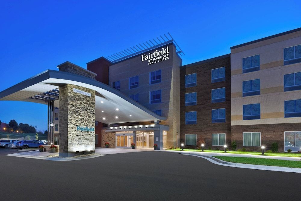 Fairfield Inn & Suites by Marriott Cincinnati Airport South/Florence 1