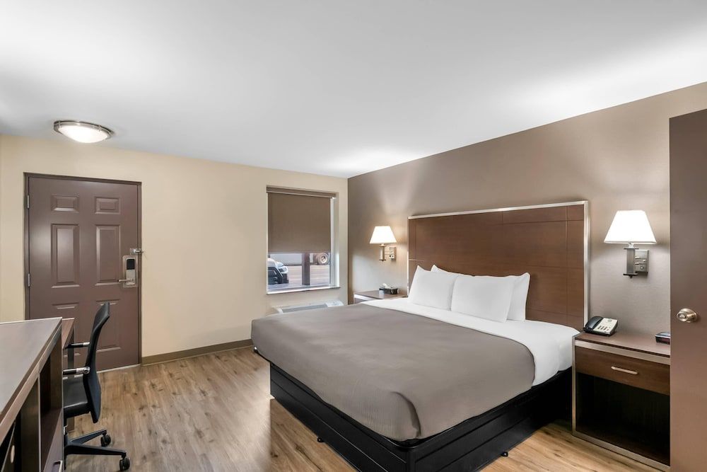 Quality Inn Waterbury East 1
