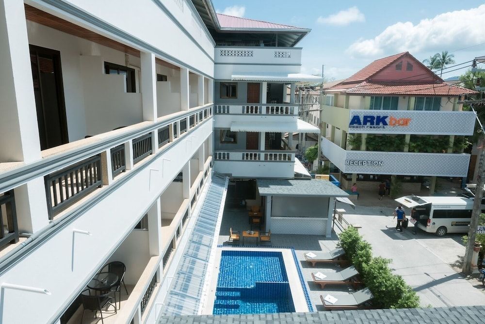 Coconut Grove Hotel Samui 1