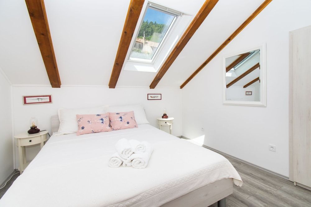 Apartment Rustika Skradin 2