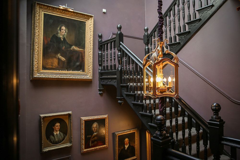 11 Cadogan Gardens and The Apartments 2
