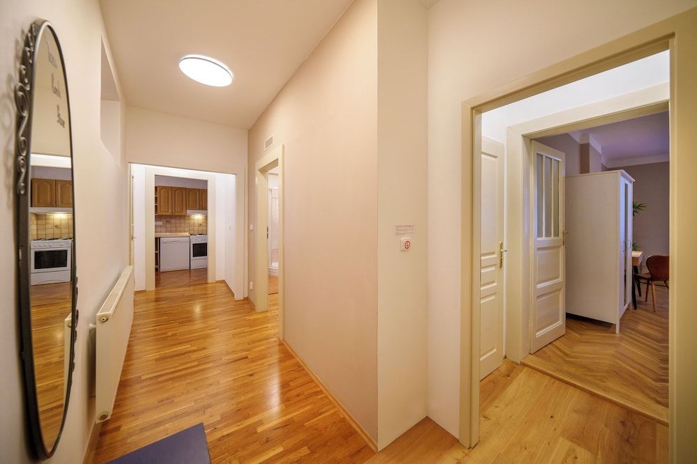Old Town - Templova Apartments 2