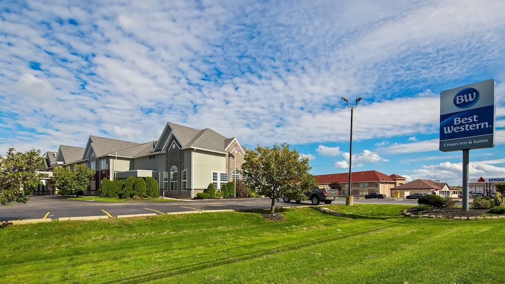 Best Western Crown Inn & Suites - Batavia 1