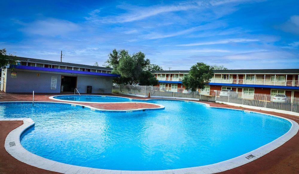 La Hacienda Hotel 1