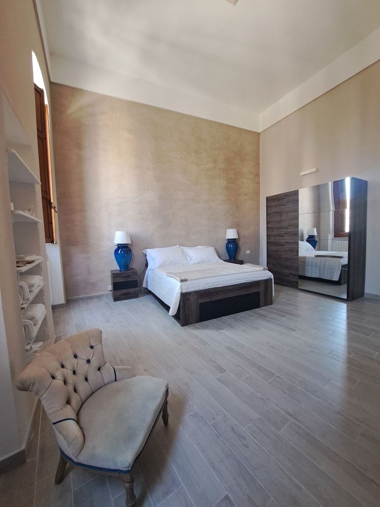 Al Console Le Dimore Apartment 1