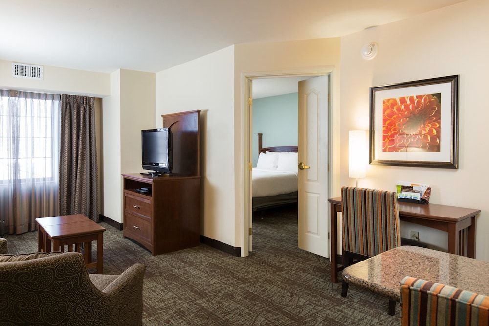 Staybridge Suites COLUMBUS POLARIS by IHG 2