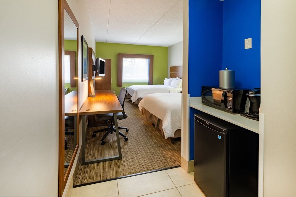 Holiday Inn Express VERMILION by IHG 2