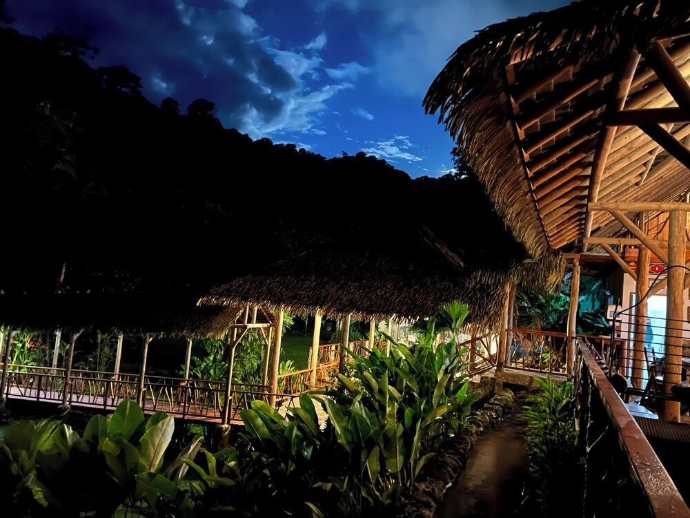 Rafiki Safari Lodge 1