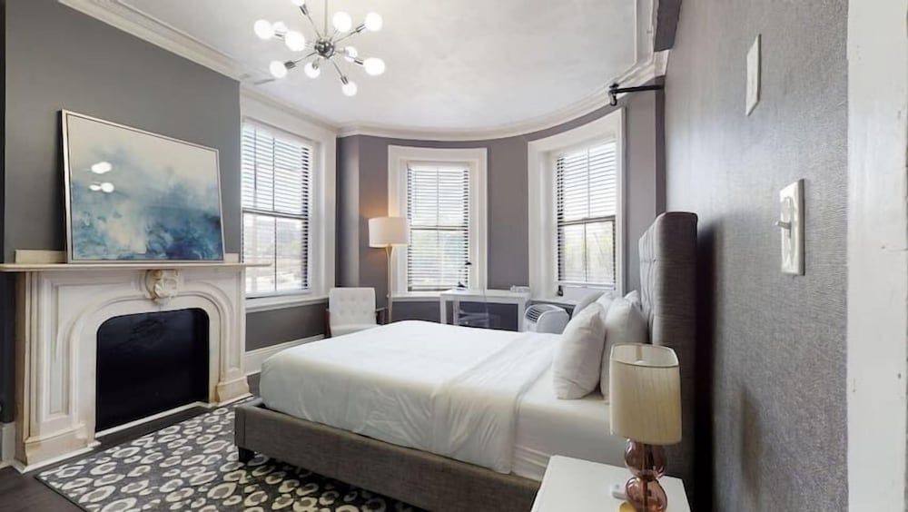 Premier Suites Bay Village 2