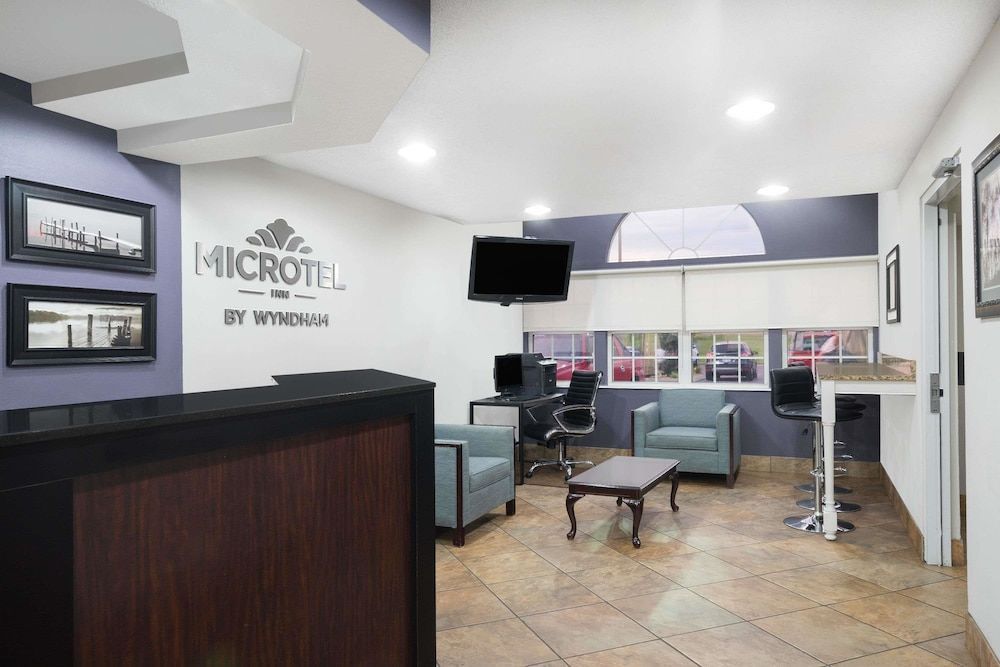 Microtel Inn Bowling Green 2