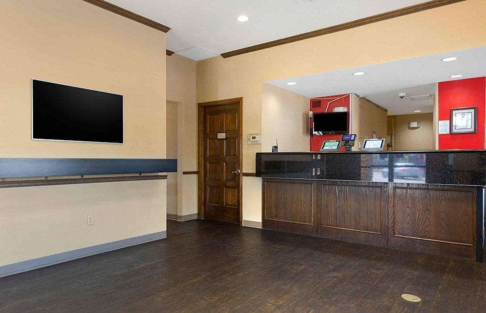 Extended Stay America Select Suites - Phoenix - Airport - E Oak St 2