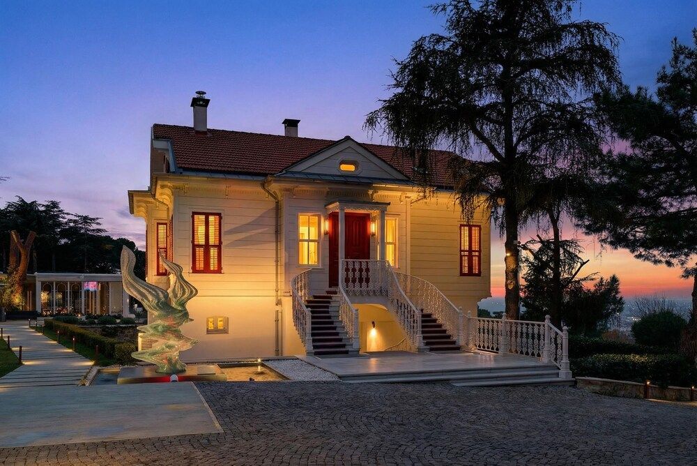 Arbor Hotel - Signature Collection 1
