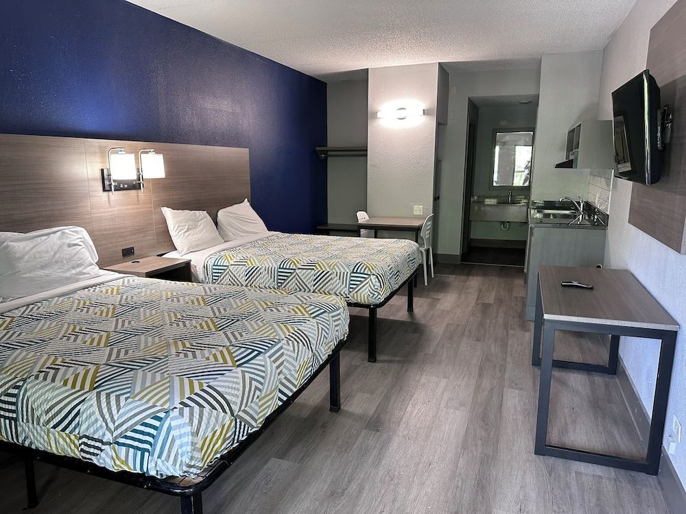Studio Suites Extended Stay 1