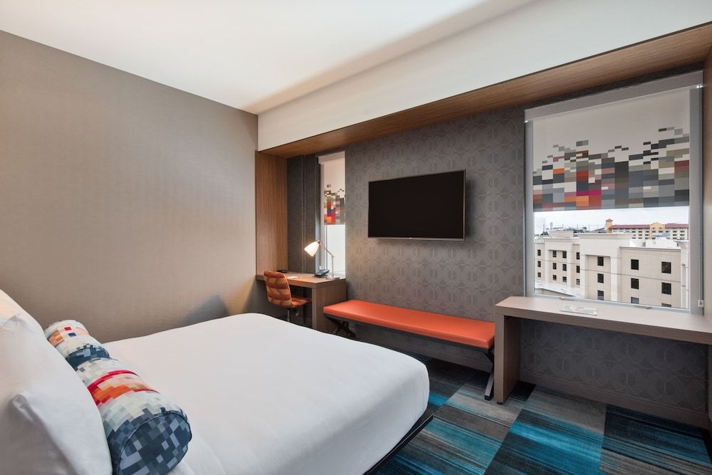 Aloft by Marriott Seattle Sea-Tac Airport 2