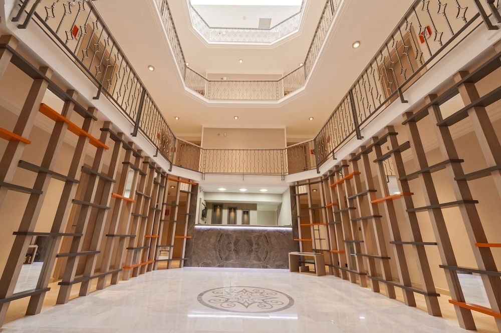 Atrium Apart Hotel 2