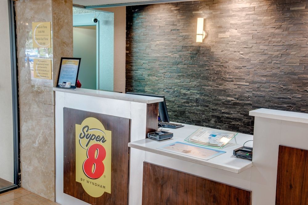 Super 8 by Wyndham St. Petersburg 2