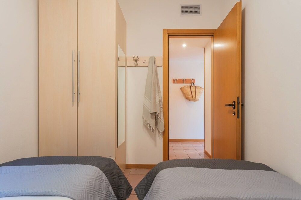 The Secret Lake View by Rent All Como 2