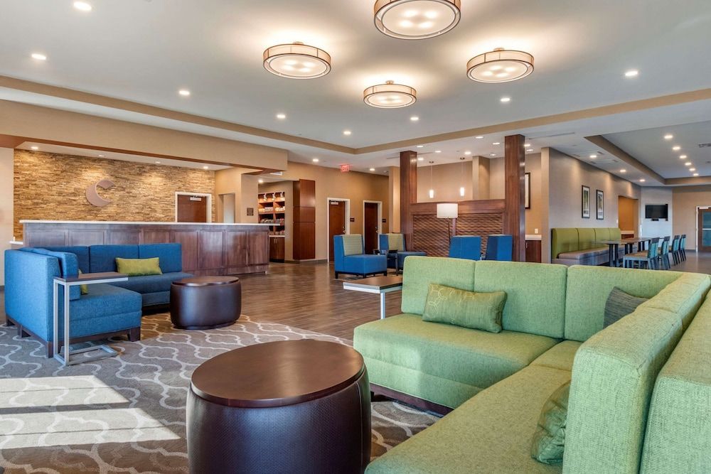 Comfort Suites Camp Hill-Harrisburg West 2