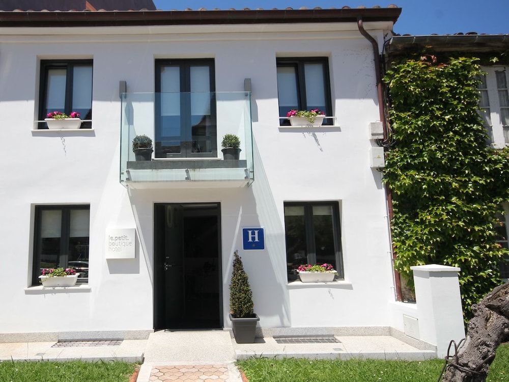 Le Petit Boutique Hotel 1