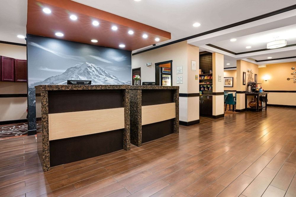 La Quinta by Wyndham Auburn 2