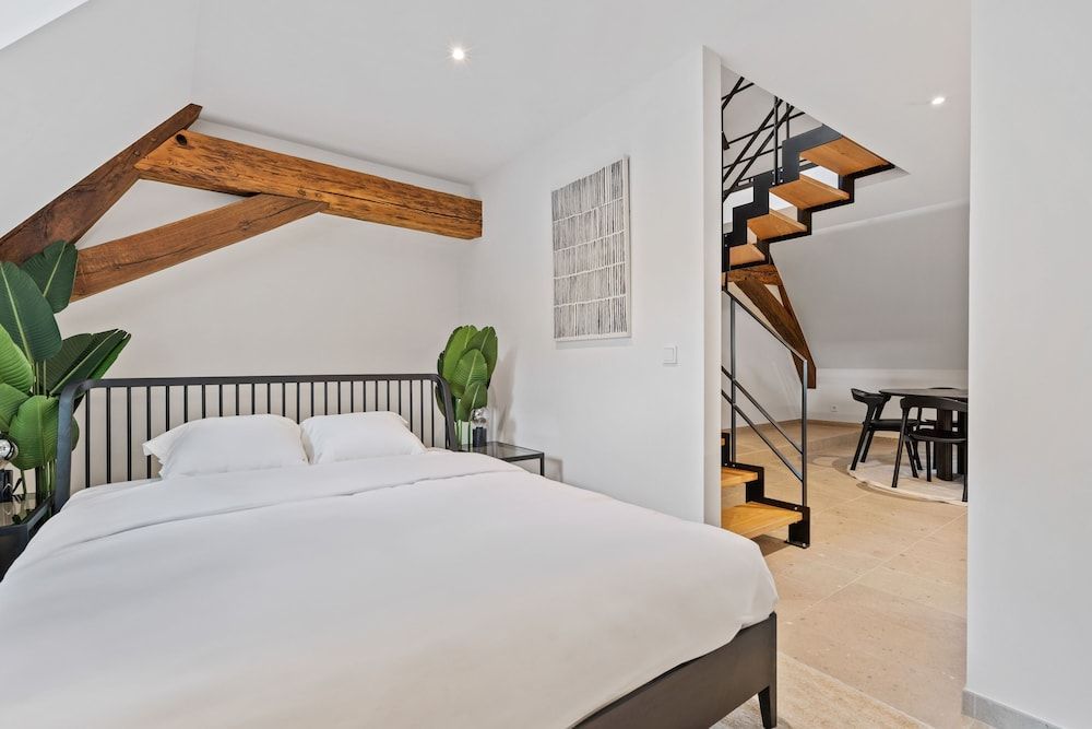 Escape to Clausen Stylish ApartmentID212 1