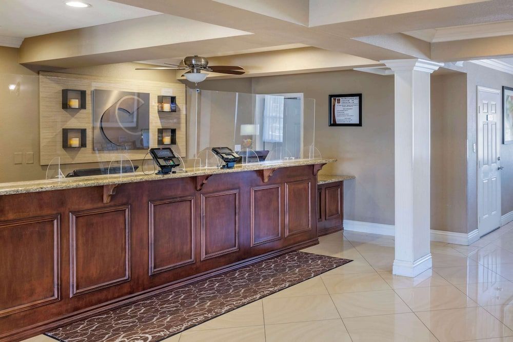 Comfort Suites San Clemente Beach 2