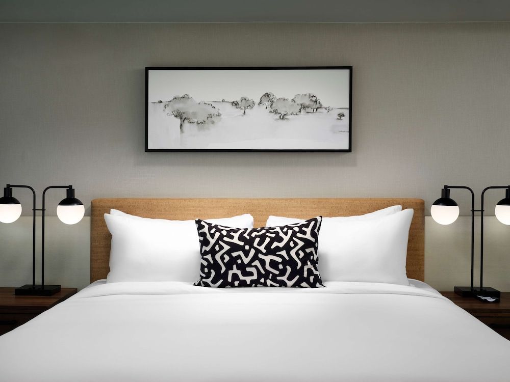 Sonesta Irvine John Wayne Airport 2