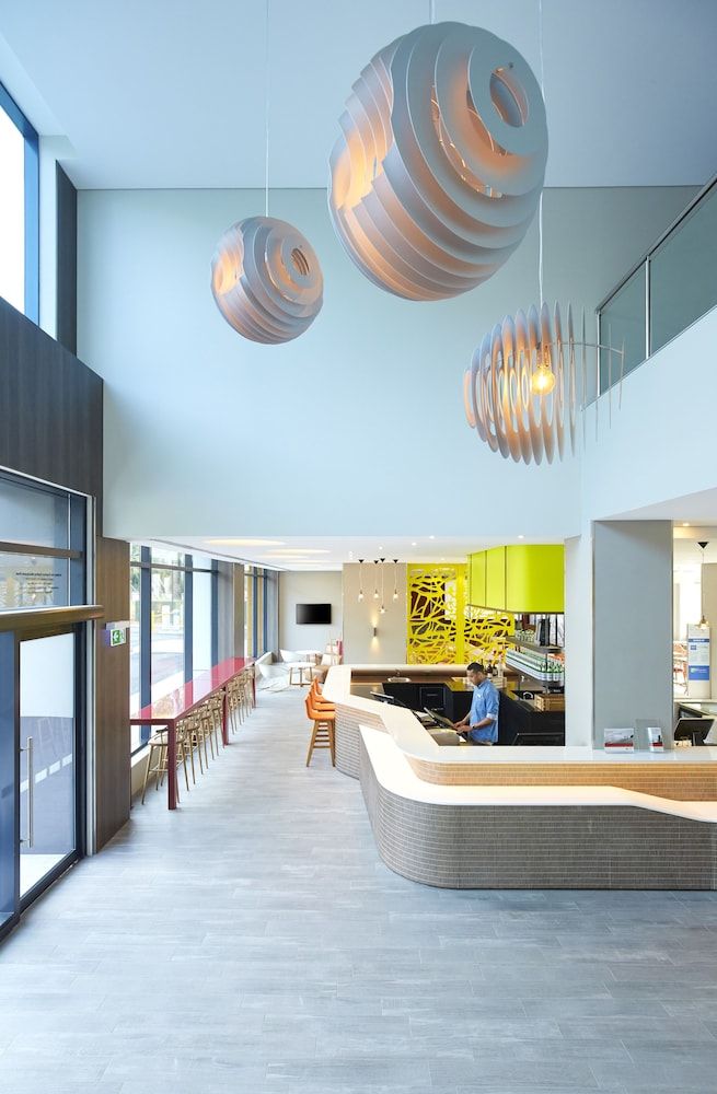 Holiday Inn Express SYDNEY MACQUARIE PARK by IHG 2