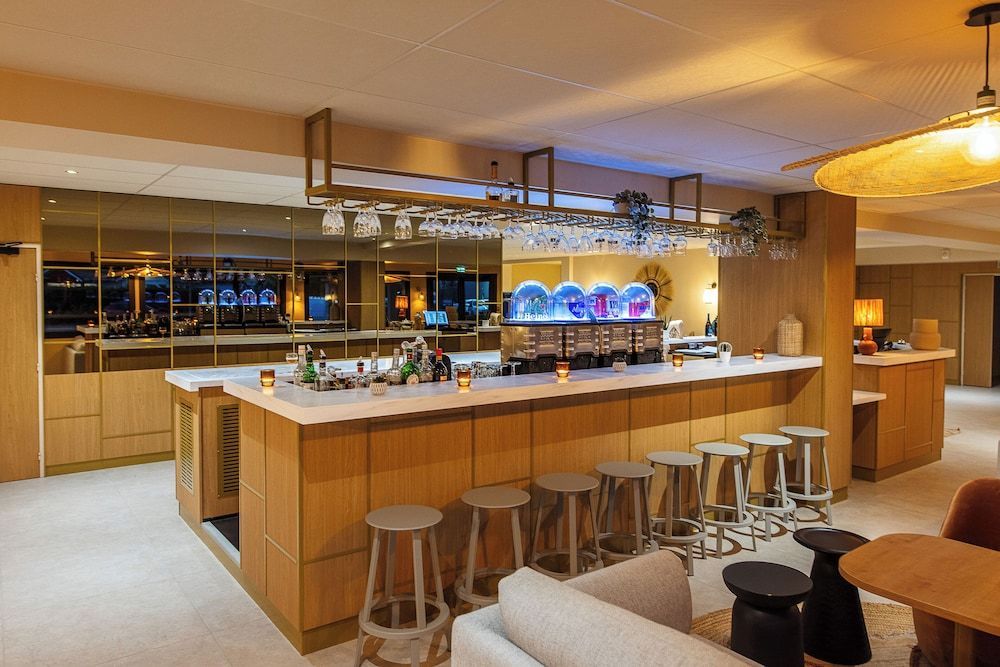 Hotel Bhoma Troyes 1