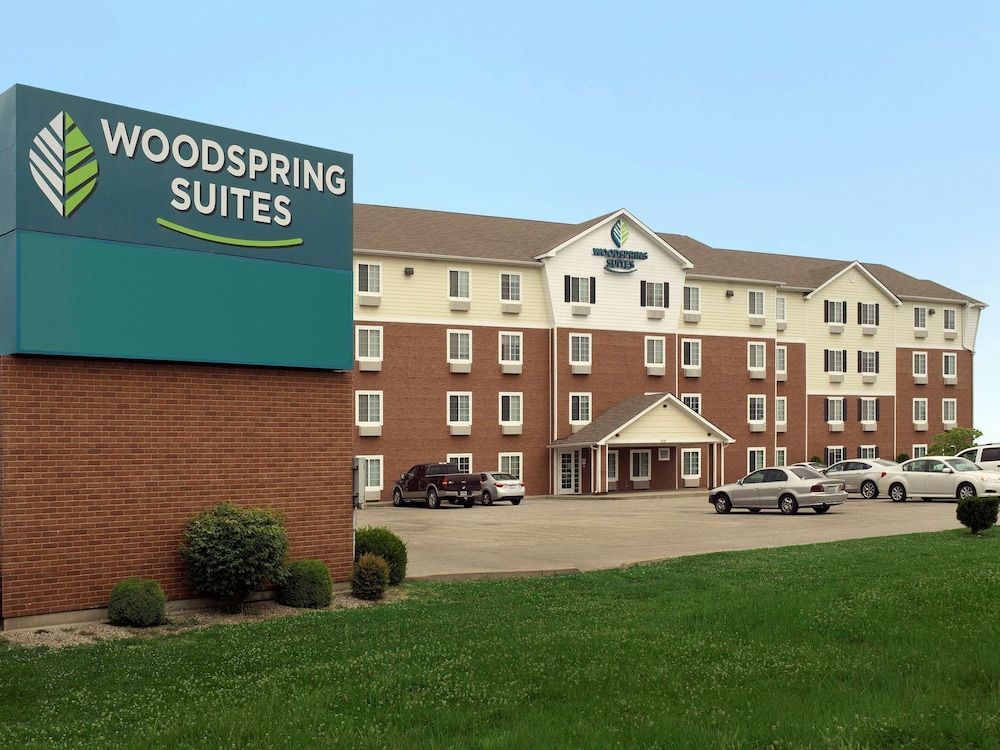 WoodSpring Suites Louisville Clarksville 1