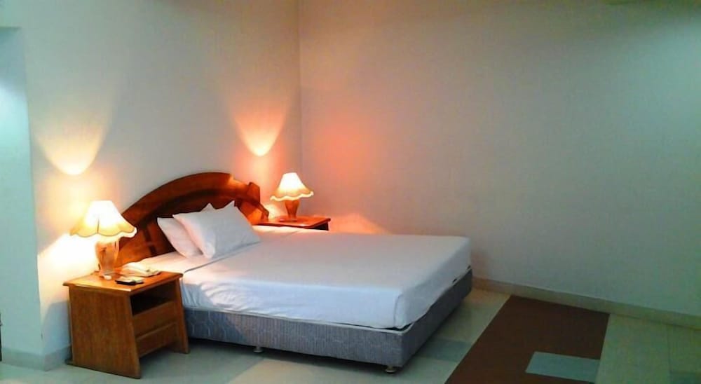 Hotel Victory - Best in City Center 2