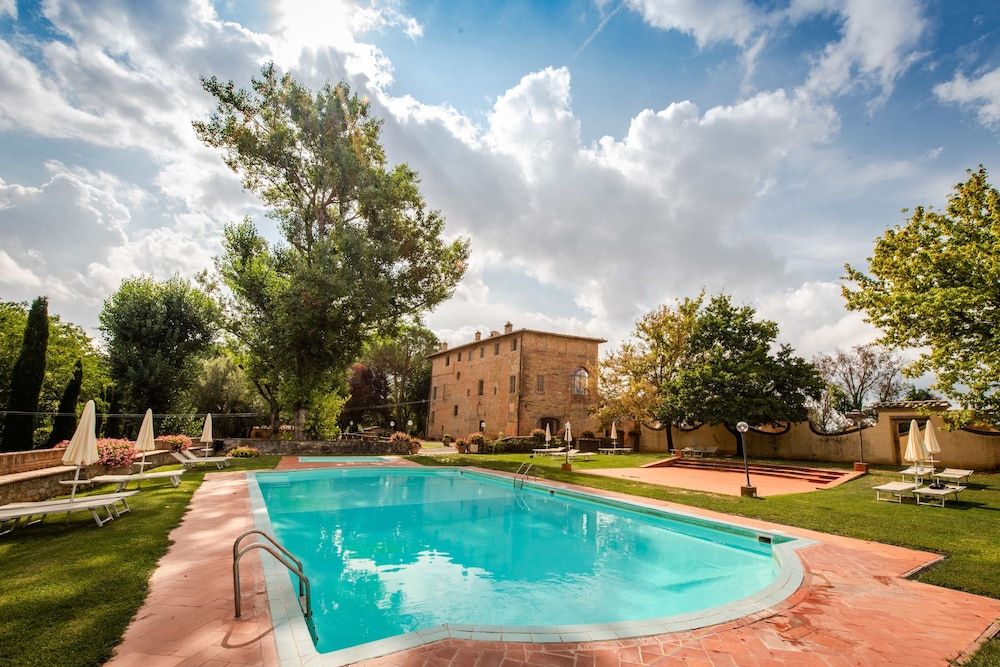 Residence Borgo San Lorenzo a Linari 1