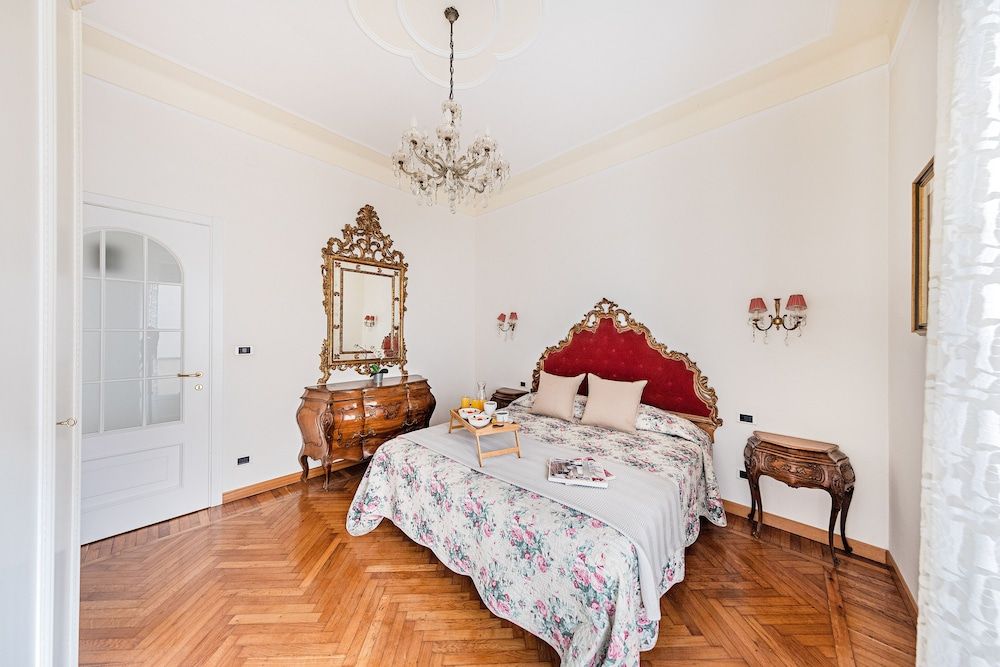 I Fiori Apartment by Wonderful Italy 1